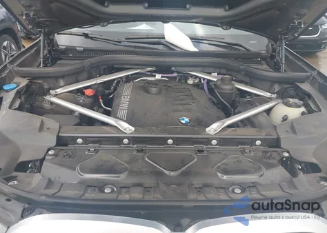 2026 BMW X7 xDrive40I z USA, uszkodzony, nr VIN 5UX23EM09T9052331